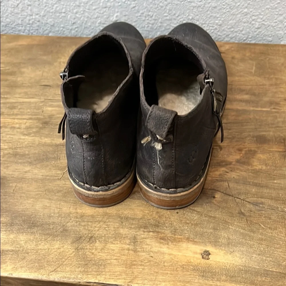 UGG Womens Bonhan Brown Leather Shoes Boots size 9.5 - Picture 6 of 8